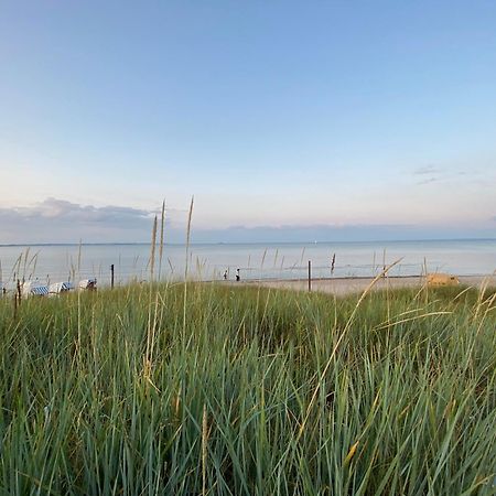 Casa Raphael Direkt Am Scharbeutzer Strand Exterior photo