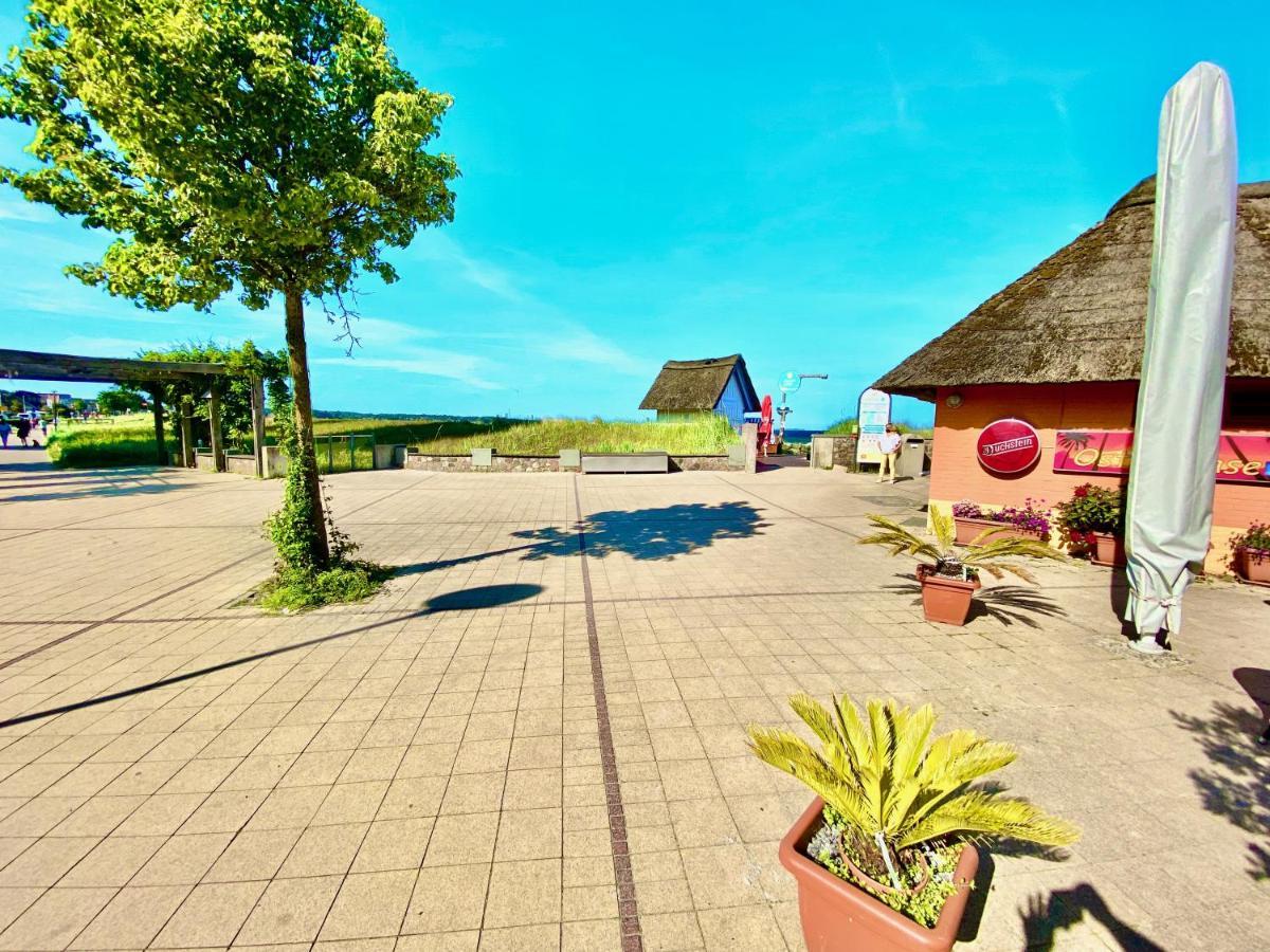 Casa Raphael Direkt Am Scharbeutzer Strand Exterior photo